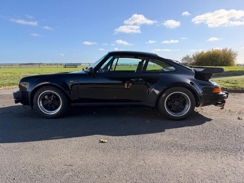 1980 Porsche 911 - 2 1980 Porsche 911 - 2