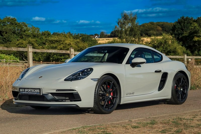 2021 Porsche Cayman - 1 2021 Porsche Cayman - 1