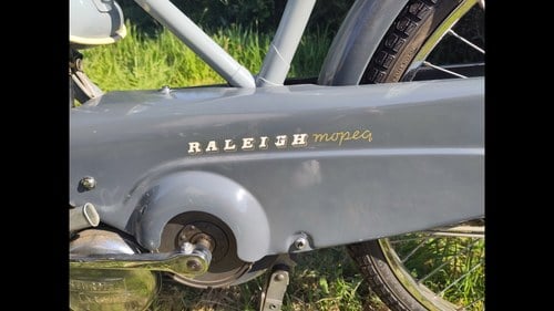 1959 Raleigh Cyclemaster - 9
