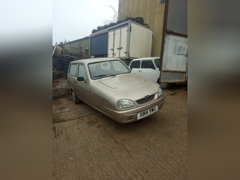 Reliant Robin mk3 B1 three-wheelers choice of 3