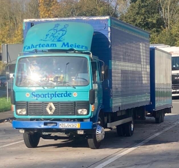 1979 Renault Trucks Segem 7.5 ton Horsebox 5,6 Lit - 2 1979 Renault Trucks Segem 7.5 ton Horsebox 5,6 Lit - 2