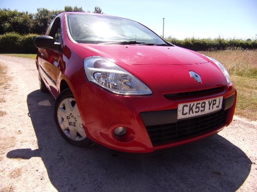 2009 Renault Clio 1.1 Extreme SOLD