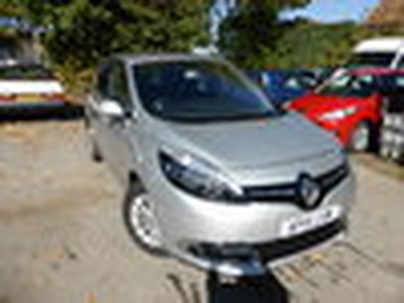 2015 (15) Renault Scenic Dynamique TomTom dCi 110