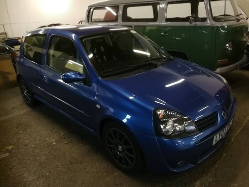 2003 Renault Clio Race/track/Road legal For Sale