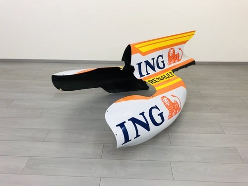 2009 FERNANDO ALONSO RENAULT F1  ENGINE COVER For Sale