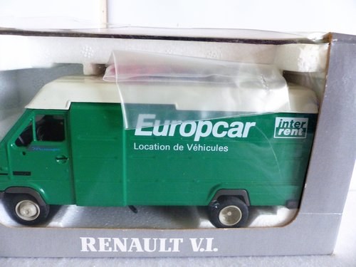 RENAULT MESSENGER-EUROPCAR-1:43 SCALE MODEL In vendita