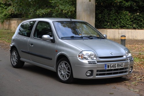 2000 Renault Sport Clio 172 II RS (172 phase 1) For Sale by Auction