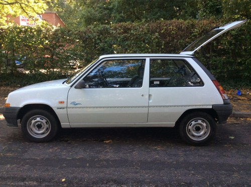 1993 Lovely Renault 5 Campus - 1 Owner to 2019. For Sale