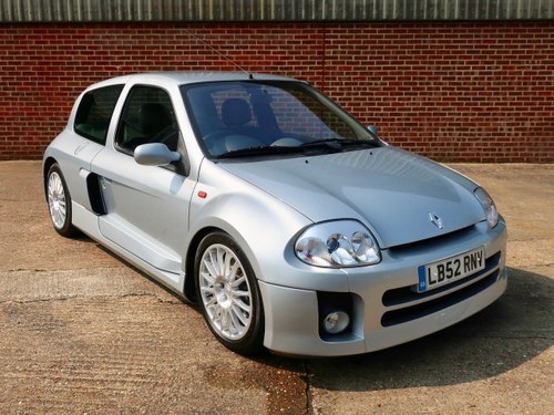 2002 Renault Clio V6  For Sale