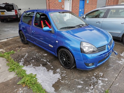 Clio Sport 172 cup track car road legal For Sale