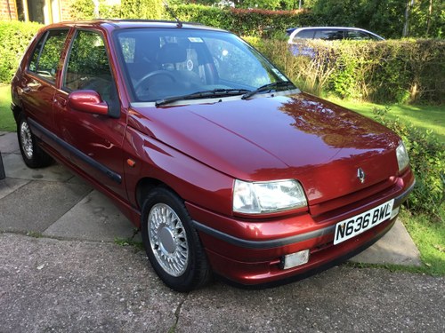 1995 Renault Clio Baccara 1.8 Automatic In vendita