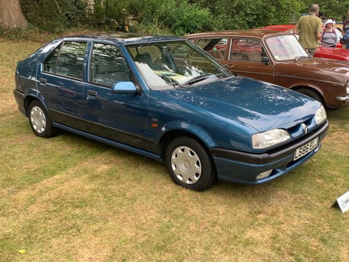 1994 Renault 19 1.4 RT Automatic In vendita
