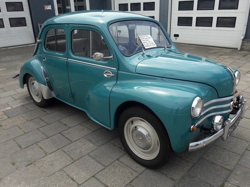 Renault 4c 1960 showcondition      12950 EURO SOLD