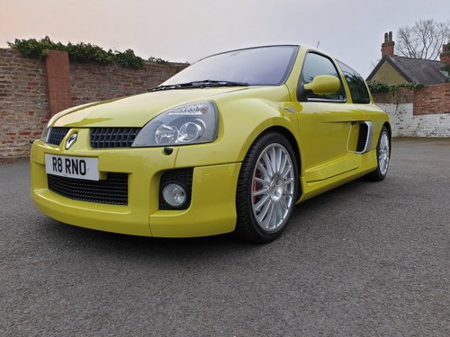 2004 Renault Clio V6 Renaultsport Phase 2 SOLD