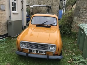 1985 Renault 4 recently renovated  Yellow Iconic  In vendita