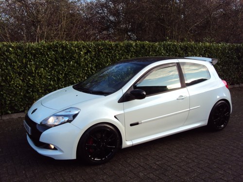 2011 A STUNNING & RARE Pearl White Clio 200 NOW SOLD SOLD