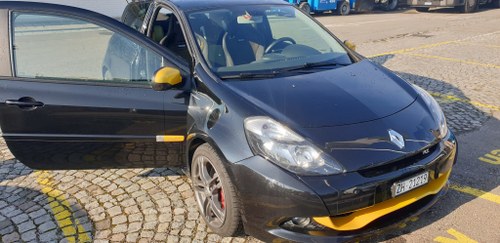 2012 Clio III RS Red Bull For Sale
