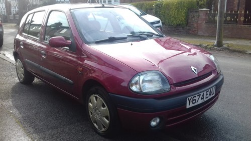 2001 Low mileage 1 owner renault clio diesel 12 months For Sale