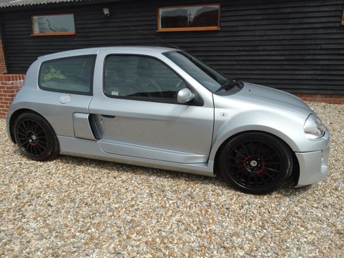 2002 Renault Clio 3.0 24V Renaultsport 230 3dr Kaufen Bei