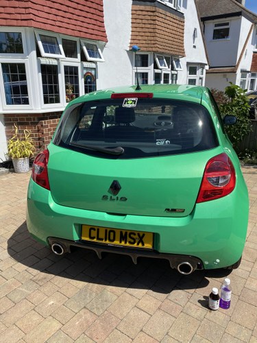 2010 Renault Clio RS Cup Rare 1/18 Alien Green For Sale