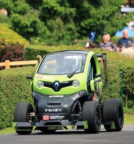2012 Renault Twizy. 1 of 5 limited edition F1 by OAKLEY DESIGN For Sale