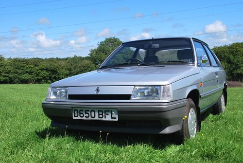 1987 Renault 11 3 door 1.2 5 speed - 40,000 miles - Superb! For Sale