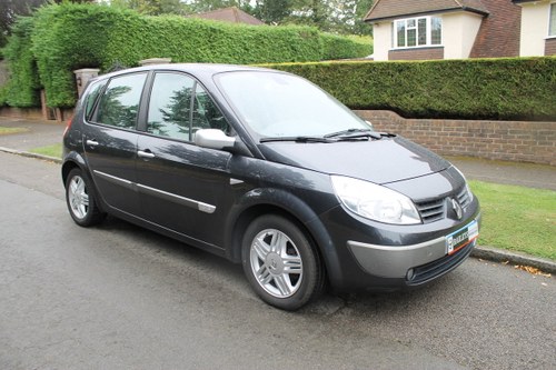 2005 Exceptional Renault Scenic Privilege Auto, Very Low Miles!! SOLD