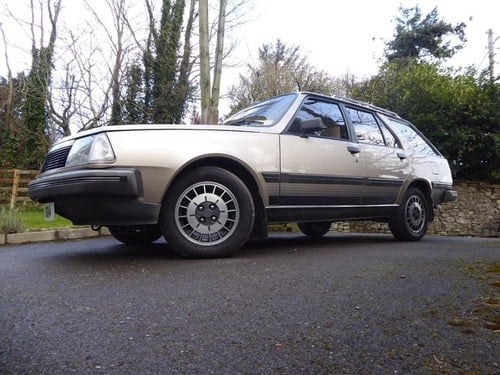 1985 Renault 18 2.0 gtx estate the very best show car Kaufen Bei
