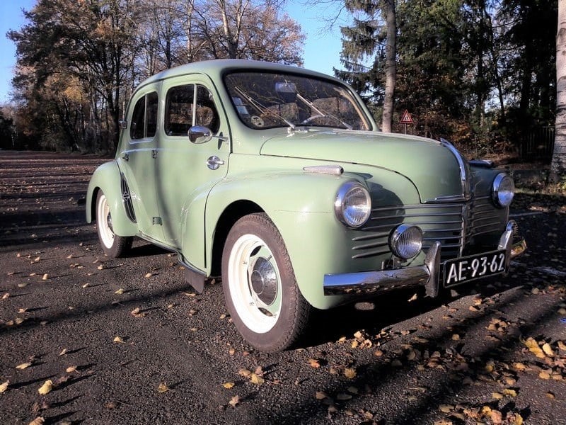 RENAULT 4 CV R1062 GREEN 06/30/1957 8950 euro dutch lice