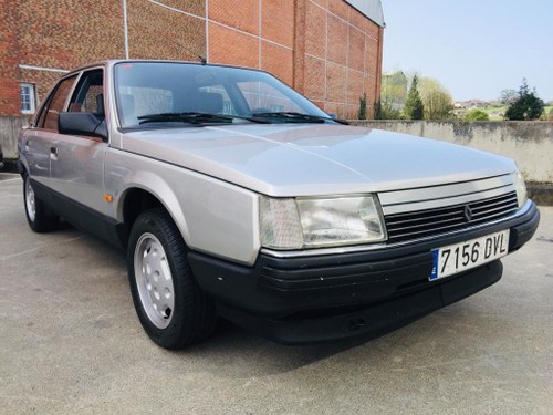 1986 RENAULT-R 25 TURBO For Sale