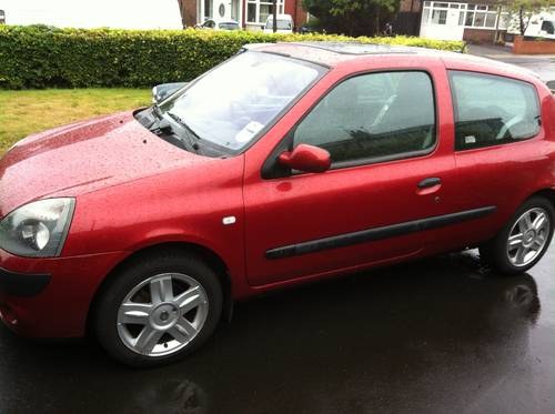 2004 Renault Clio Dynamique - LOTS OF EXTRAS SOLD