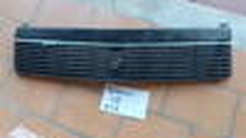 Picture of Front grill Renault 18 Gxe - For Sale