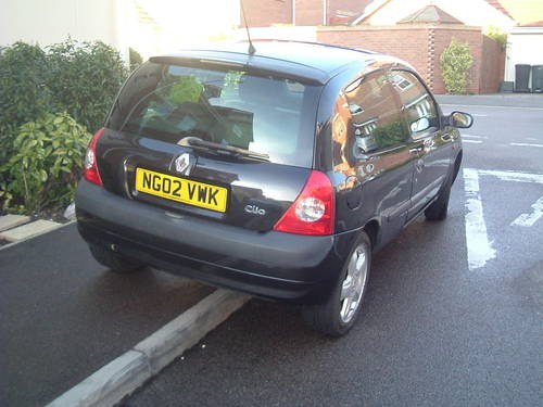 2002 Clio - Gorgeous Little Car in Black SOLD