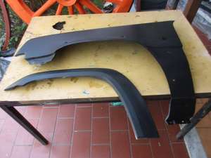 Front left and right fenders Renault Super 5 For Sale (picture 1 of 6)