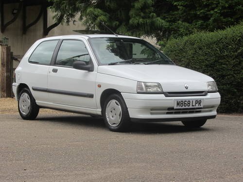 1995 Renault Clio  Mark 1  Very Low Miles & Full Service History For Sale