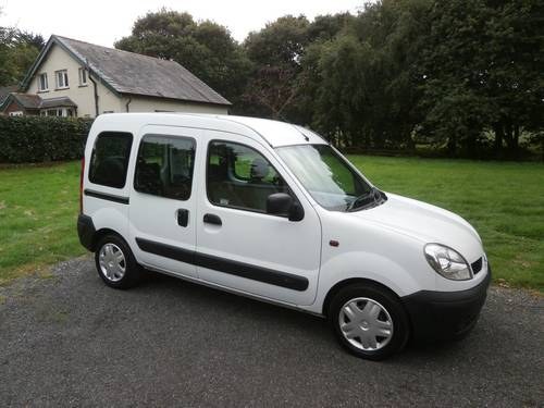 2004 '54' RENAULT KANGOO 1.2 MOBILITY WHITE JUST 8,128 MILES For Sale
