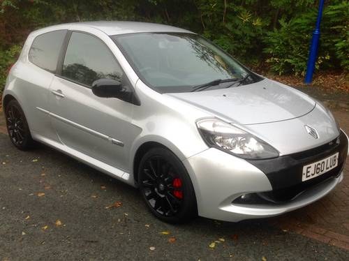 2010 Renault Clio 2.0 Renaultsport 200 For Sale