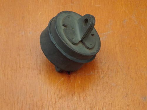 1947 Renault 4cv: engine mount+ valves + ignition parts For Sale