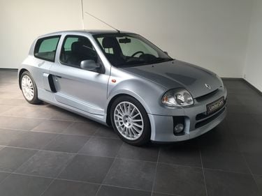 Picture of 2002 Renault Clio V6 LHD For Sale