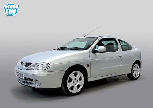 2002 Renault Megane 2.0 16v VVT IDE Privilege+ Coupe VENDU
