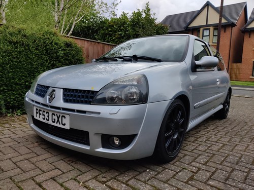 2003 Renault clio (x65) renaultsport 172 cup 16v For Sale