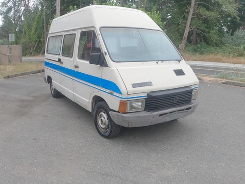 Lot 321- 1988 Renault Trafic For Sale by Auction