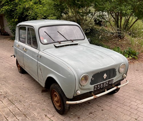1961 RENAULT R3 For Sale by Auction