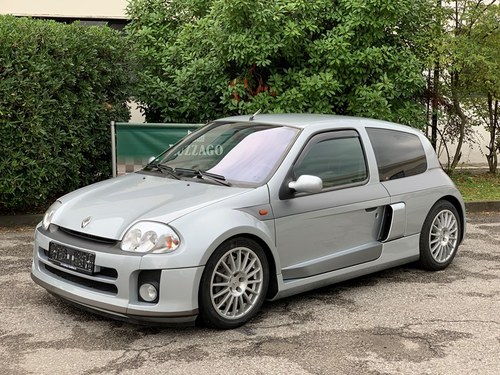 2001 Renault Clio V6 Limited Edition Phase 1 SOLD