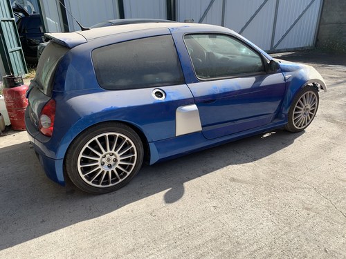 2003 Renault Clio V6 LHD project x2 For Sale