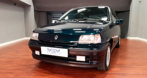 Picture of 1996 Clio 1,8 Baccara auto. For Sale