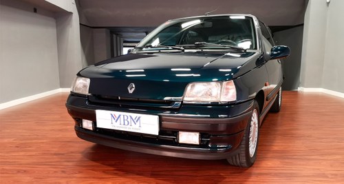 1996 Clio 1,8 Baccara auto. In vendita
