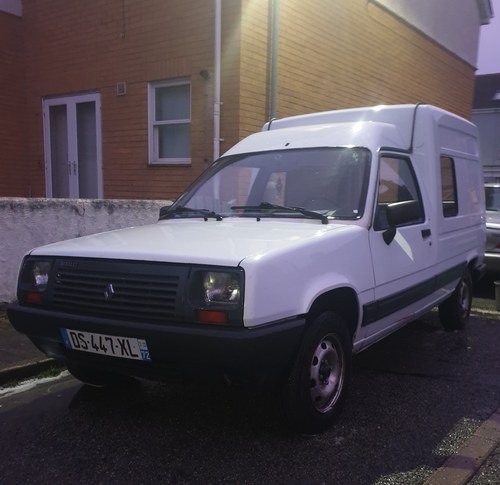 Renault Extra van, left hand drive 1990 À venda