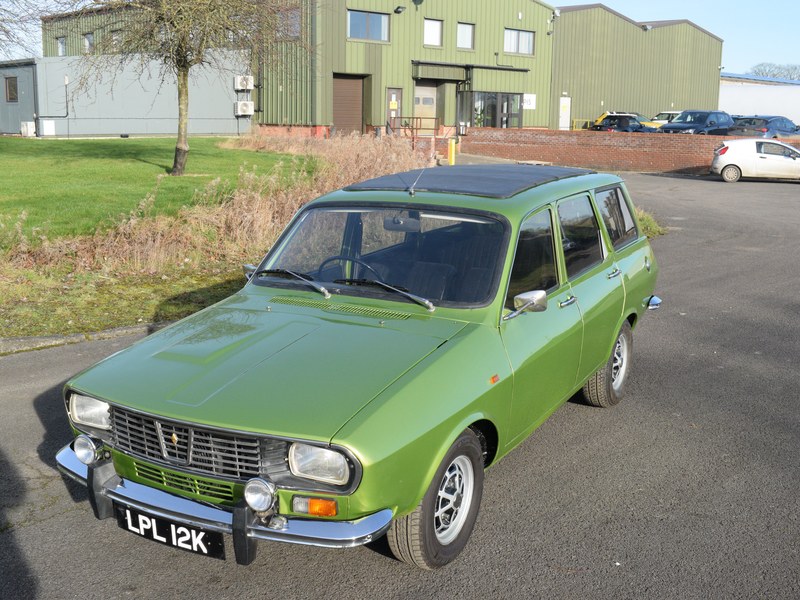 1972 RENAULT 12 ESTATE - UP-RATED WITH SPORTS ENGINE, SUPERB