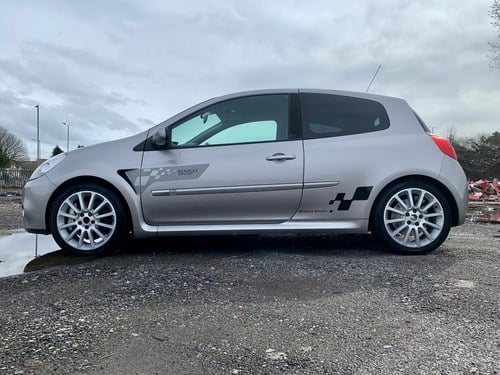 2007 Renault clio 197 renaultsport 42k private collection À venda